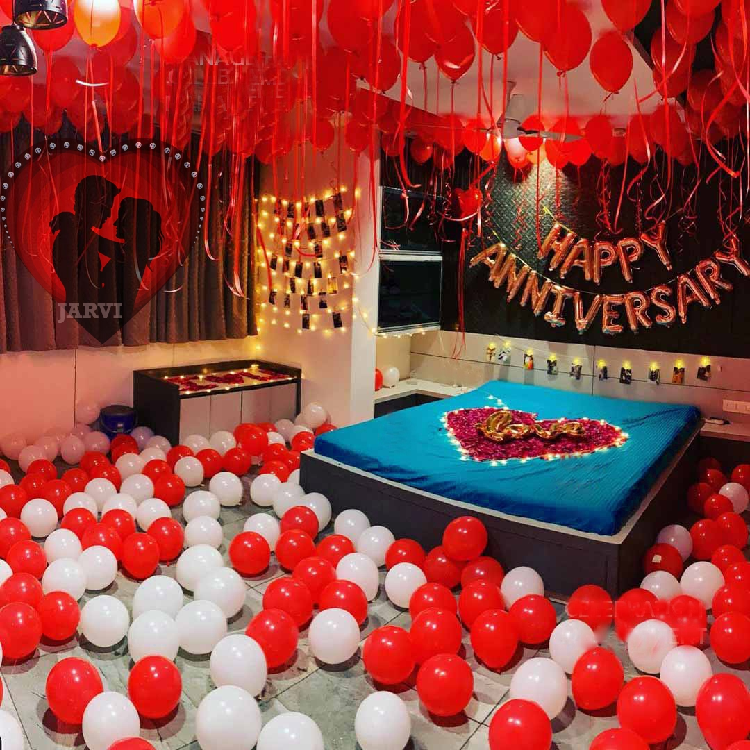 Anniversary Decorations